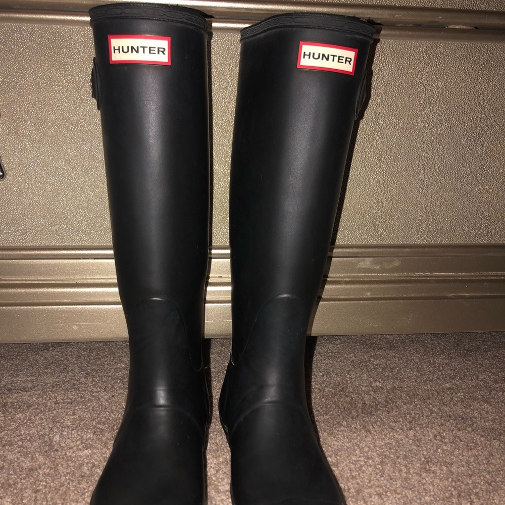 Matte black Hunter boots